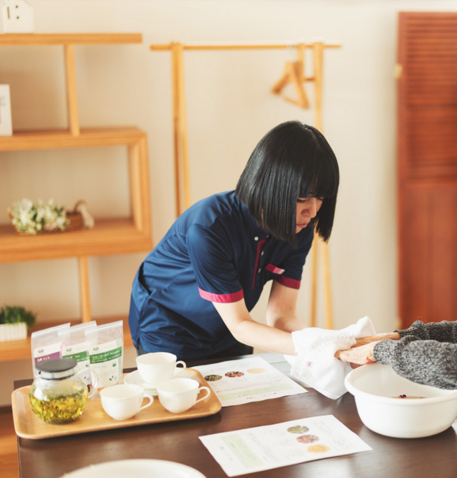 ヒルデモア信州白雲館（介護職/ヘルパーの求人）の写真4枚目：「他職種が連携して心が豊かになるアクティビティやイベントを企画しています！」

