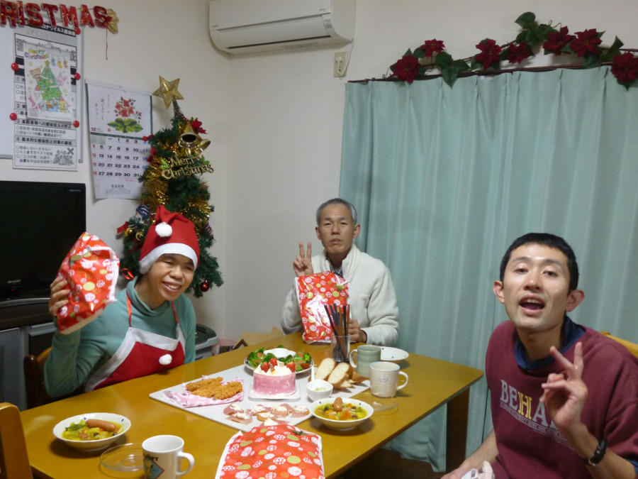 地域生活支援センター「そら」の写真2枚目:グループホームではクリスマス会!