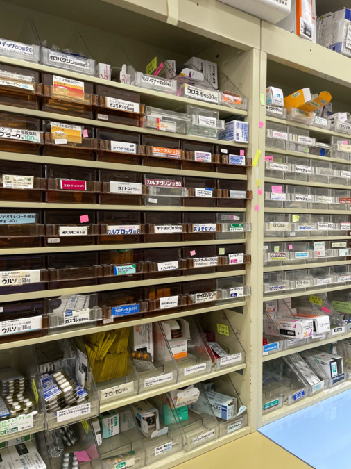 イカリ薬局　駅前店の写真4枚目：様々な処方薬を取り扱っています。