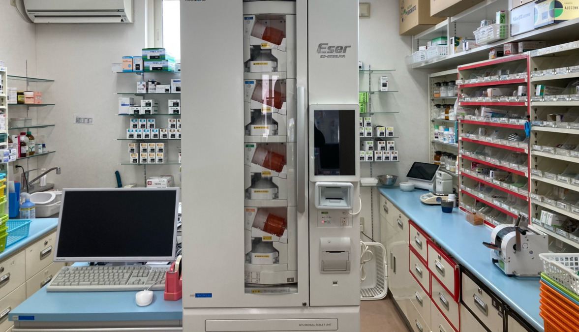さくらぎ調剤薬局（薬剤師の求人）の写真4枚目：さくらぎ調剤薬局　調剤室
