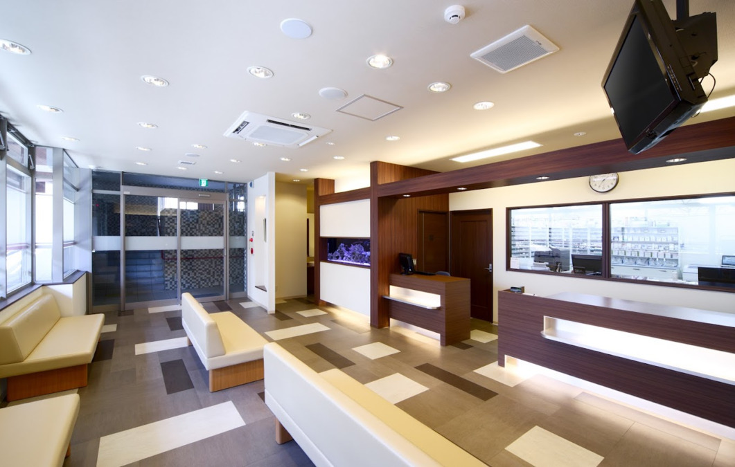 フラワー薬局 横浜本牧店（薬剤師の求人）の写真3枚目：フラワー薬局 横浜本牧店の内観