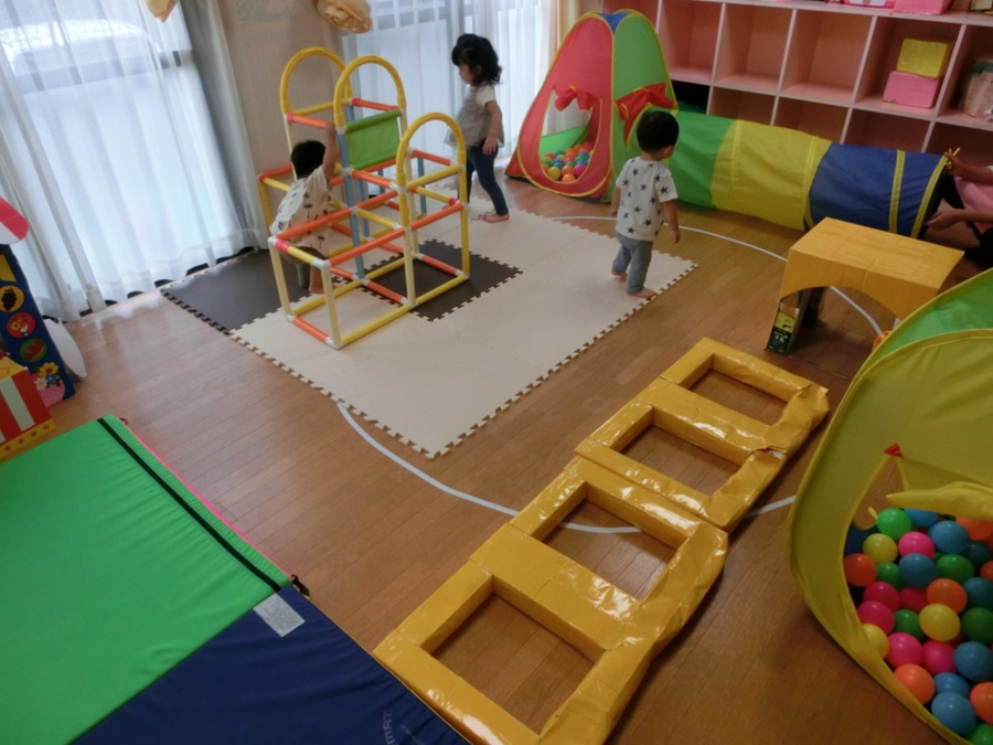 田北病院附属田北保育所の写真:お子さんの発達や個性をよく見て、一人ひとりに合った保育を行っています。