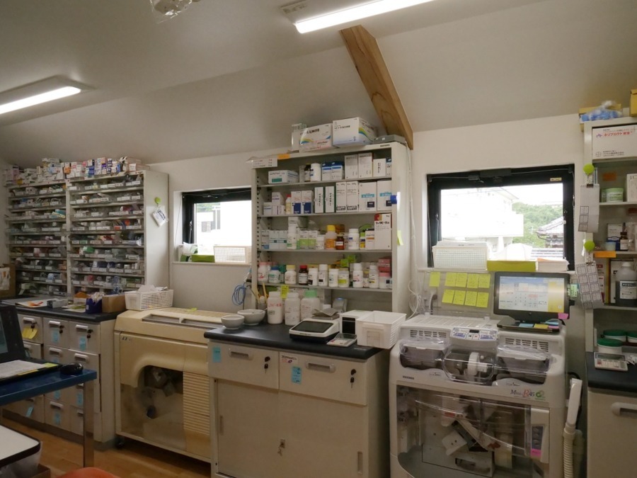 亀山薬局　並木通り店の写真4枚目：