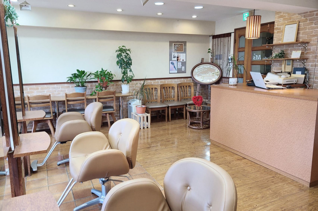 Studio M’s 鎌取店の写真3枚目：ブランクある方、技術を身につけたい方も安心してご応募ください