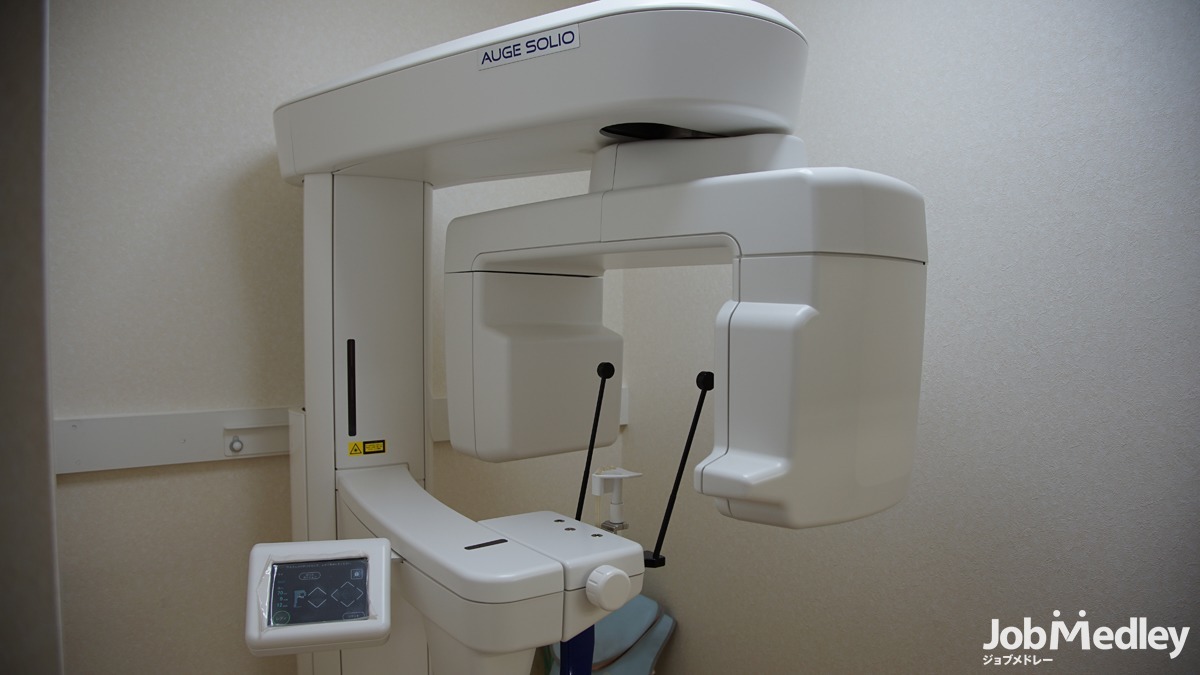 神保歯科医院（歯科衛生士の求人）の写真5枚目：CTでより精密な診断も行っています。