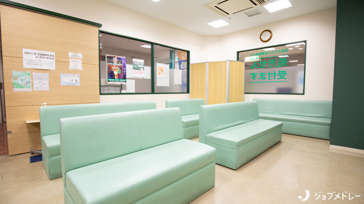 ユニカム醍醐薬局（薬剤師の求人）の写真5枚目：明るく清潔感のある内観です