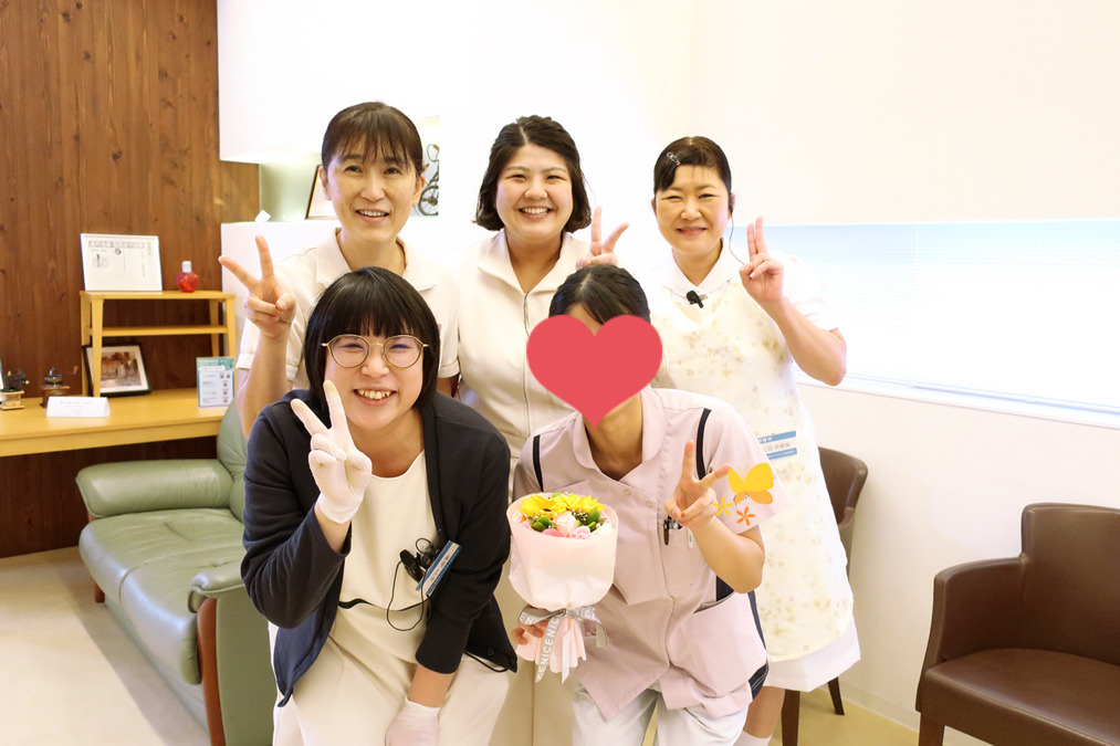 医療法人とみなが歯科医院(歯科衛生士の求人)の写真:当院では、明るく笑顔の優しい方を募集しております
