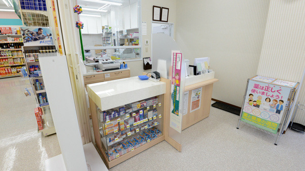キリン堂薬局　金沢元町店（薬剤師の求人）の写真3枚目：