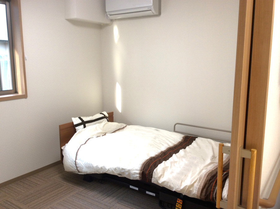 ミモザ川越やまぶき苑デイサービスの写真6枚目：ご利用者の静養室となります。