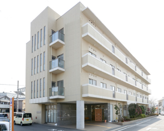 プレザンメゾン あじま（看護師/准看護師の求人）の写真2枚目：介護付き有料老人ホーム　プレザンメゾンあじま