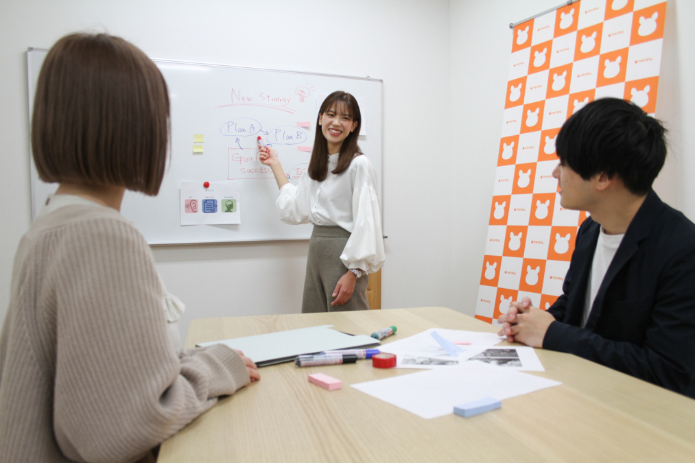 manaby 川越事業所【2025年12月01日オープン予定】(サービス管理責任者の求人)の写真7枚目:manaby ではチームでの支援を重視しています。