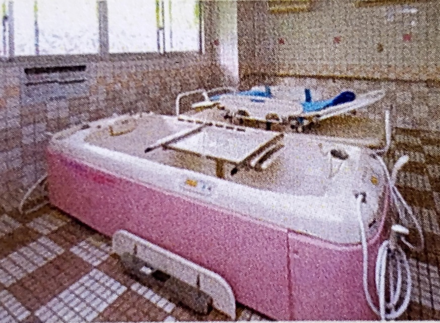 特別養護老人ホーム王慈園(看護師/准看護師の求人)の写真3枚目:介助が必要な方にも、介助させて頂くスタッフにも、お互いの安全に配慮しています