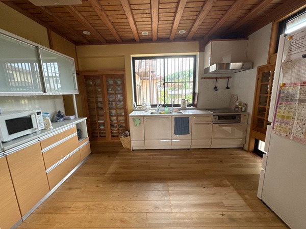 グループホーム　らんたん王子台（生活支援員の求人）の写真5枚目：キッチン