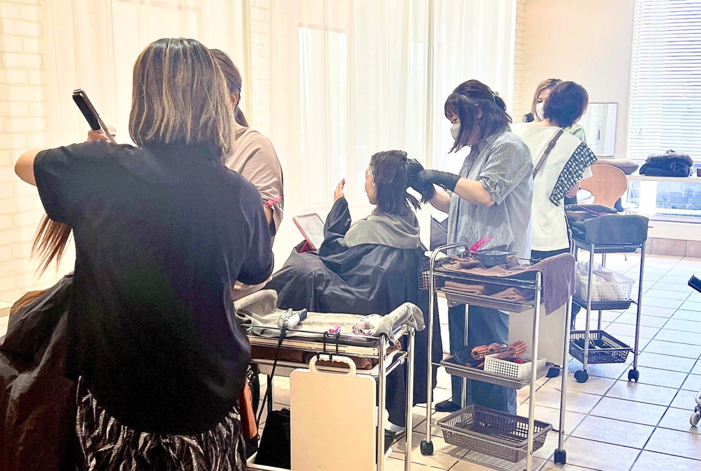 UNDER TREE ROOTS（美容師の求人）の写真3枚目：