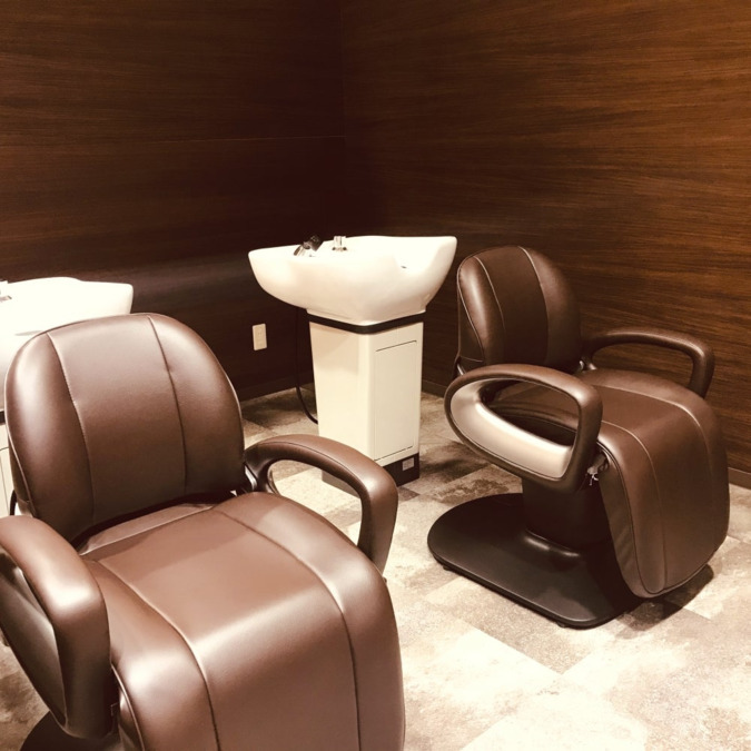 SEVENCOLORSココローズ福山店(美容師の求人)の写真2枚目: