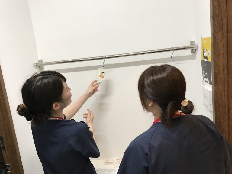 訪問看護ステーションかなりあ（看護師/准看護師の求人）の写真2枚目：介護施設内訪問の看護師ですが医療人としてのやりがい大デス！