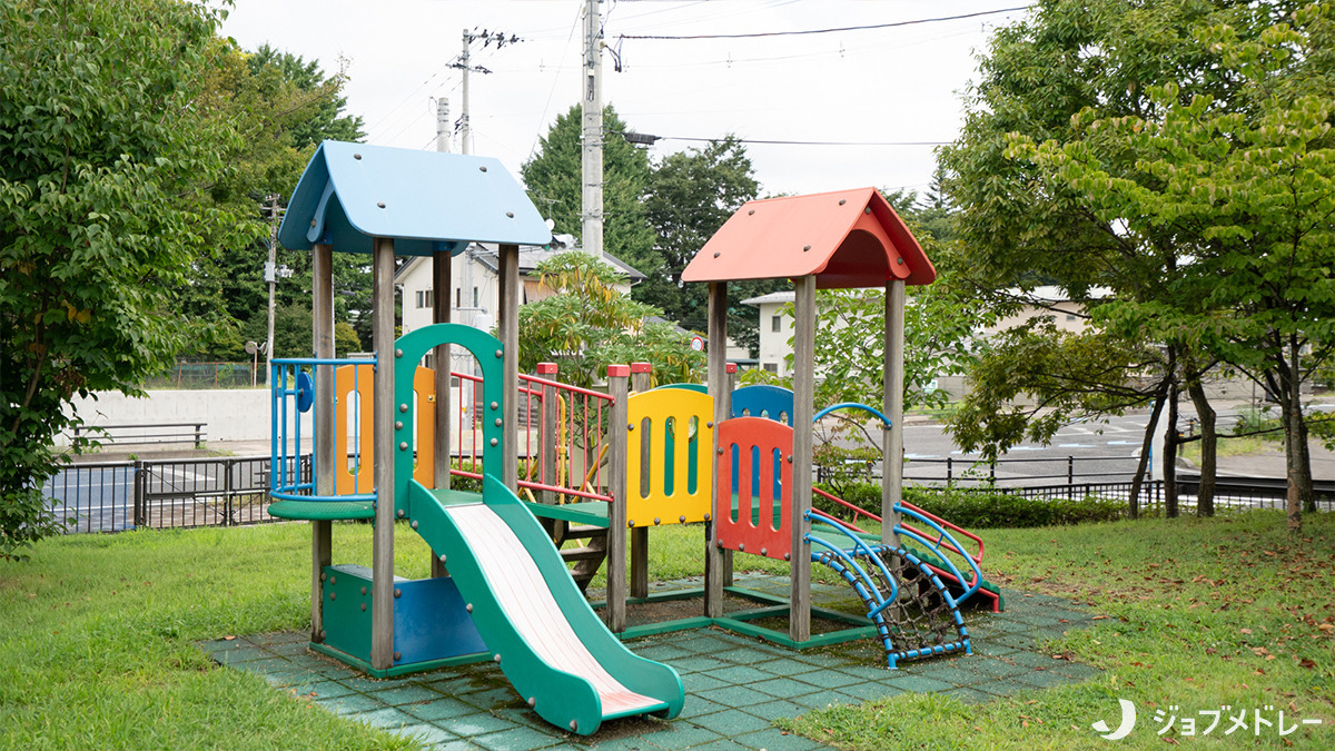 認定こども園ぼだい樹西こども園（保育士の求人）の写真25枚目：遊具や砂場など、楽しい設備が豊富です