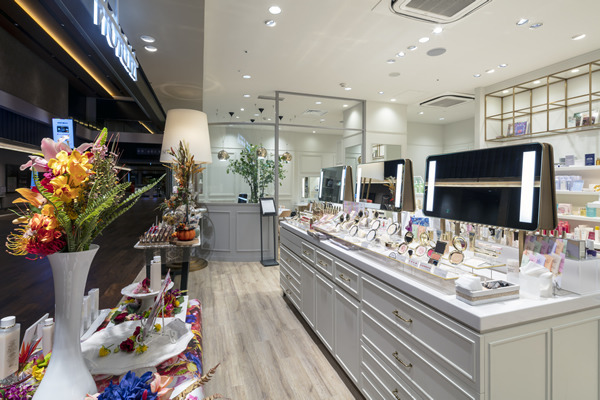 ALBION DRESSER 熊本サクラマチ店の写真3枚目：