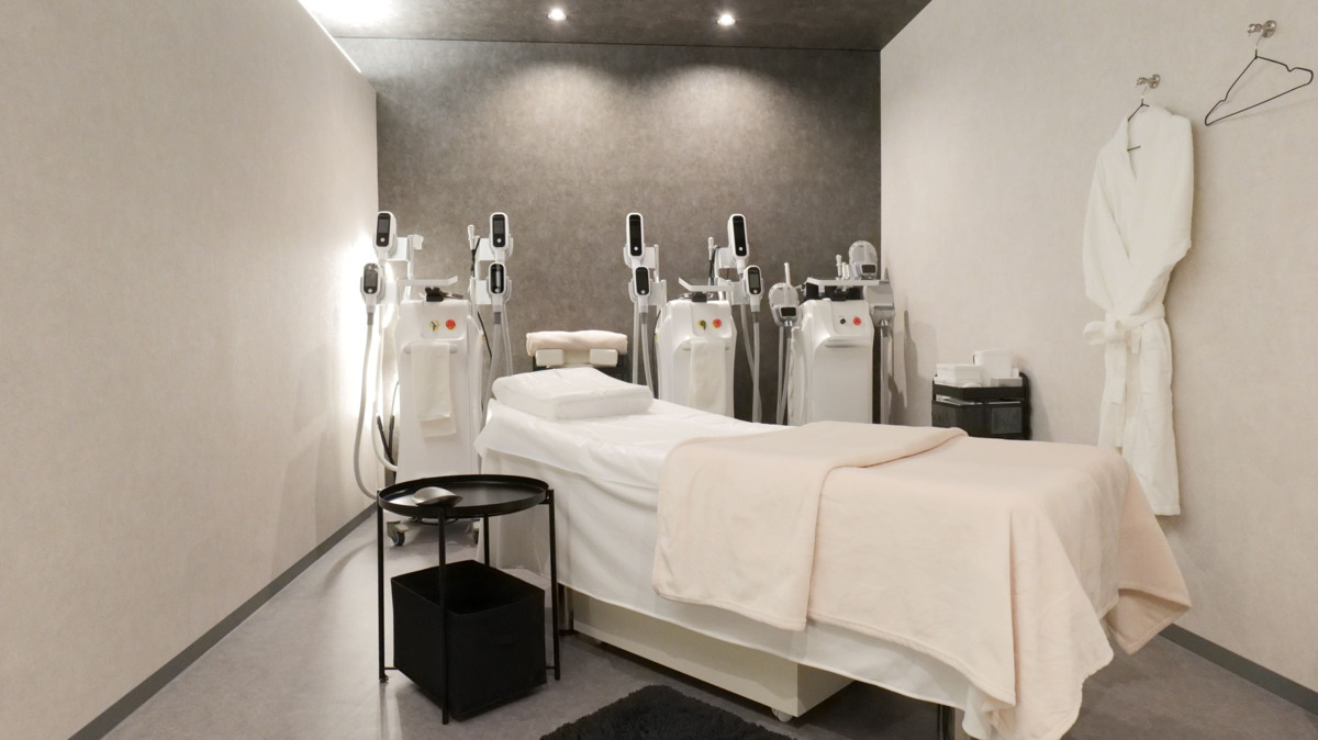脂肪冷却専門店 Cryo Spa　せんげん台駅前店の写真3枚目：さまざまな機器を取り揃えています