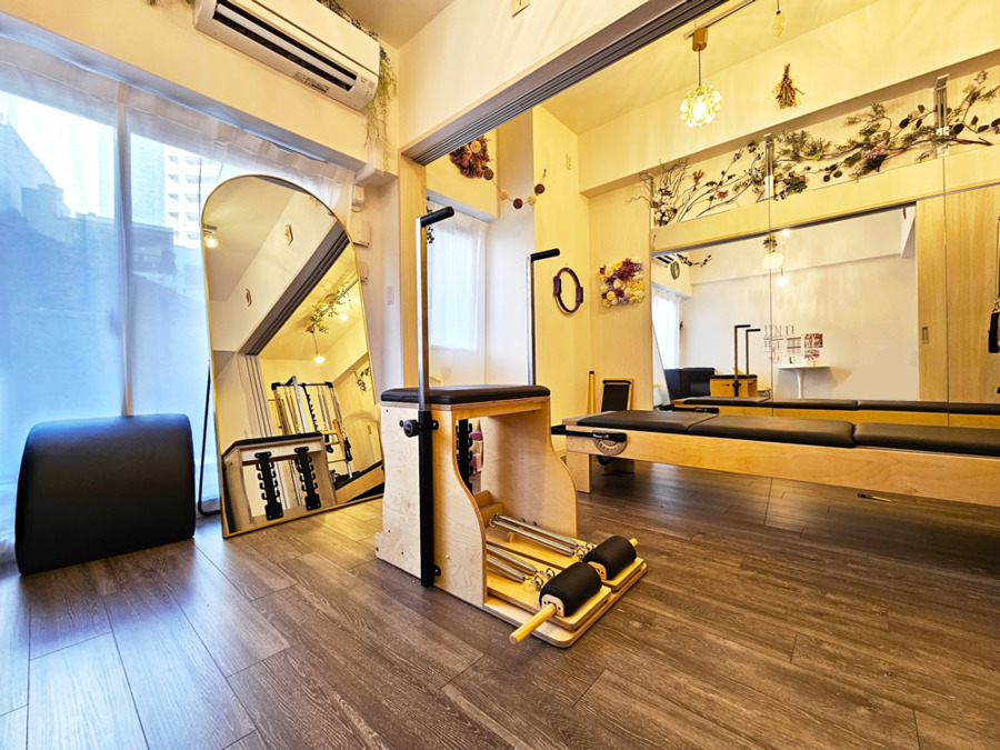 女性専用マシンピラティス専門パーソナルスタジオfis.pilates豊中店（インストラクターの求人）の写真6枚目：
