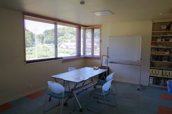 新吉田医院(看護師/准看護師の求人)の写真6枚目:お昼など、ホッと休憩出来ます。