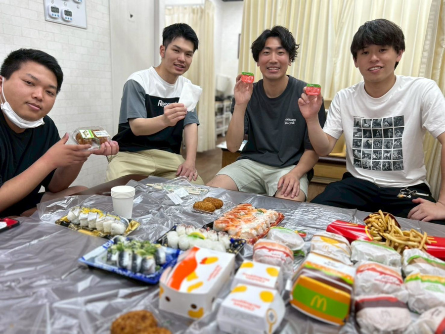 吹田はぴねす整骨院（柔道整復師の求人）の写真7枚目：相談しやすい人間関係！
