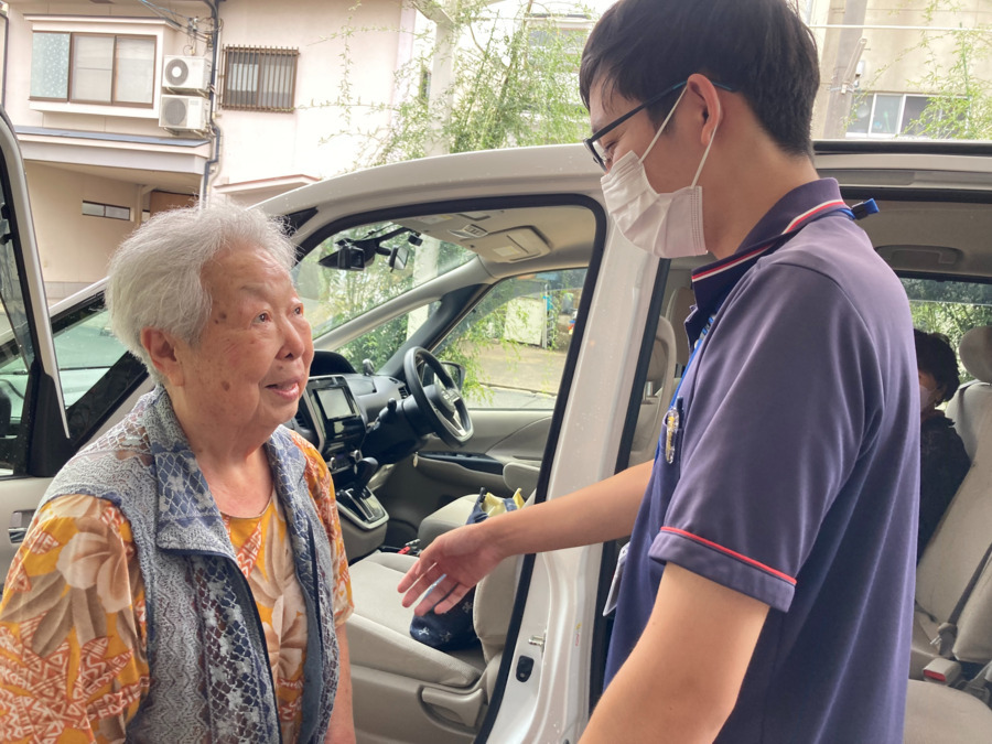 デイサービス暖団　 一乗寺（介護タクシー/ドライバーの求人）の写真2枚目：