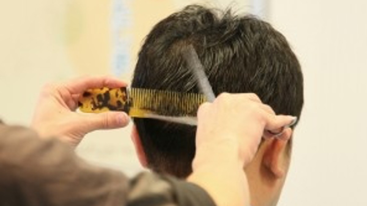 アラシヤマ理容パート1店の写真