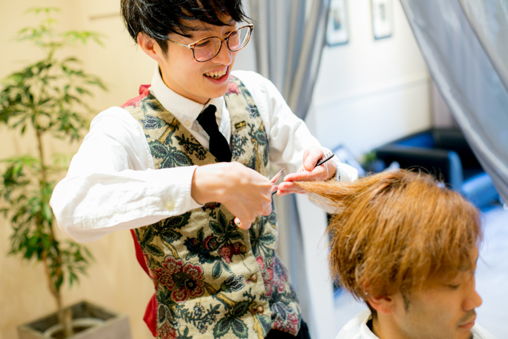 TONI&GUY MEN 与野駅前店（理容師の求人）の写真5枚目：