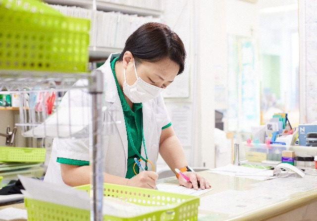 源泉堂薬局の写真2枚目：