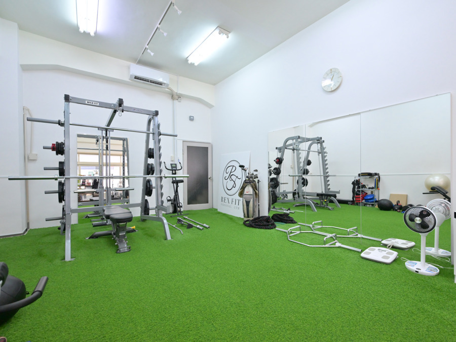REXFITの写真2枚目：
