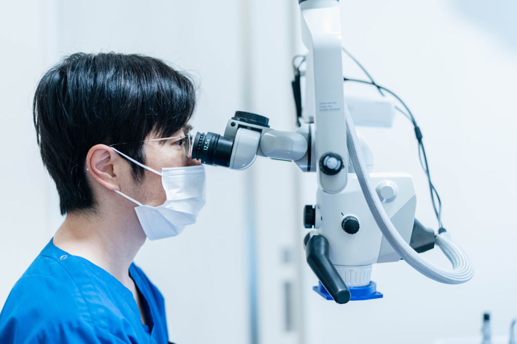 みやつ歯科口腔クリニックの写真5枚目：マイクロスコープを使用し、大切な歯を確実に残せる治療をおこなっています