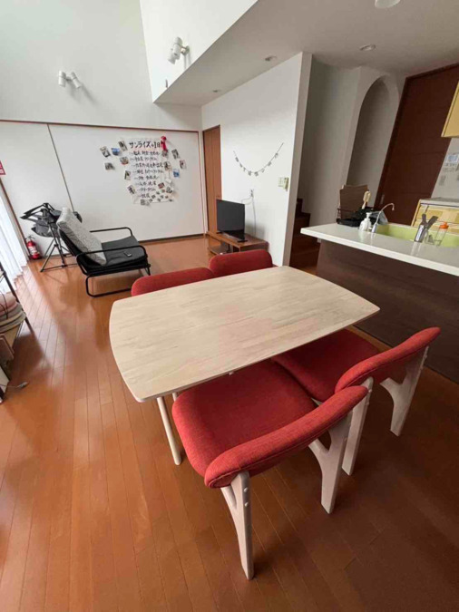 グループホーム サンライズ寺竹【2025年03月01日オープン】の写真2枚目:サンライズ 寺竹
リビング