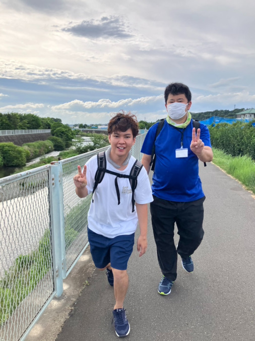 あゆみ（サービス提供責任者の求人）の写真2枚目：移動支援の様子です。

ご自宅まで安全に帰宅します。