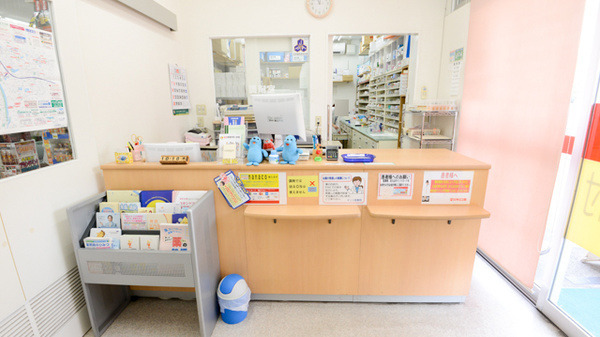 キリン堂薬局　逆瀬川店（薬剤師の求人）の写真2枚目：