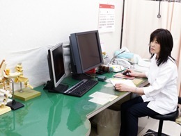 にいの整形外科の写真4枚目：診療室の様子