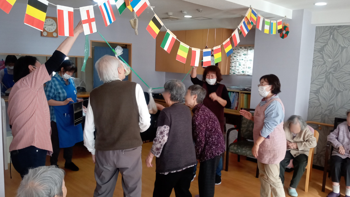 グループホーム「結」ケアセンターたまがわ（介護職/ヘルパーの求人）の写真13枚目：運動会を開催しました