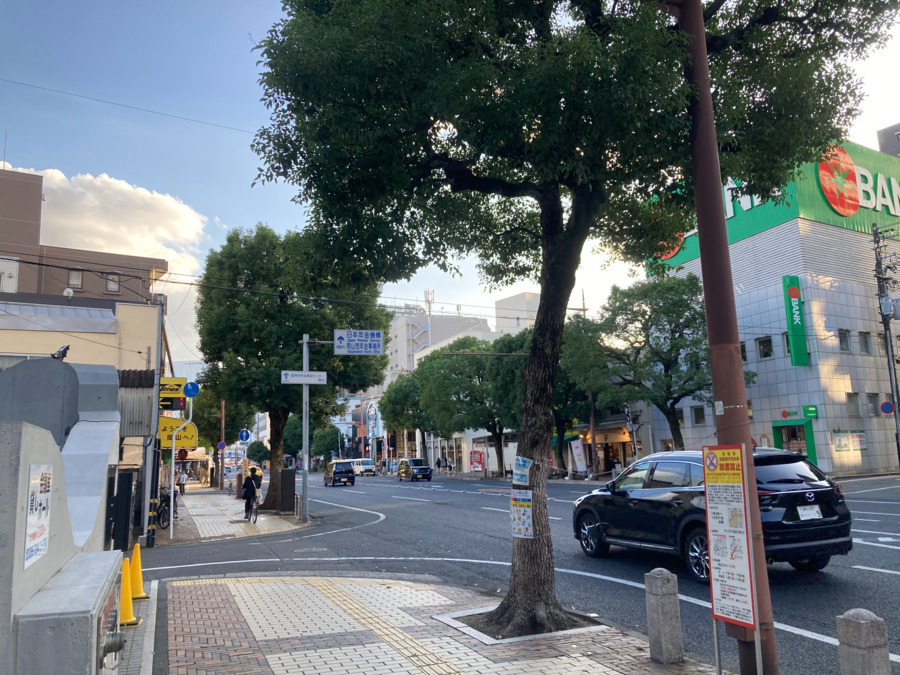 トマト薬局 奉還町店（調剤事務の求人）の写真1枚目：岡山駅西口から徒歩5分♪
奉還町商店街のすぐ近くです