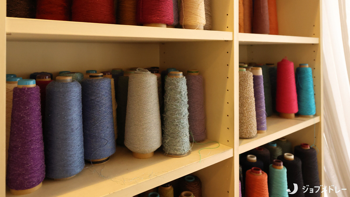 特別養護老人ホームけま喜楽苑（介護職/ヘルパーの求人）の写真12枚目：さをり織りの糸です