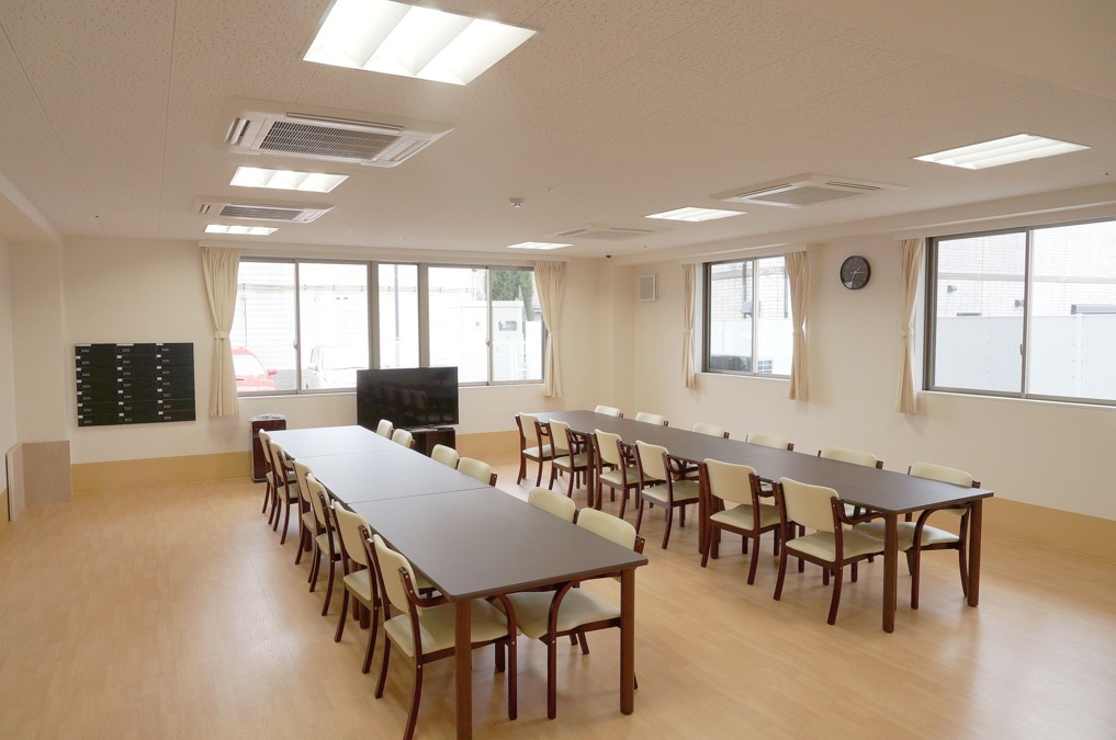 サービス付き高齢者向け住宅 オーリョク青山(介護職/ヘルパーの求人)の写真2枚目: