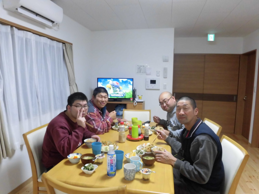 共同生活援助事業所コラボ　の写真12枚目：夕食