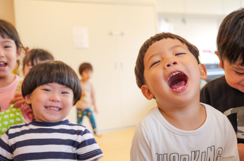 トヨタチャイルドケア　ぶぅぶフォレストの写真5枚目：園児定員約100名ですが、クラスごとの複数担任制をとっており寄り添った保育を実践