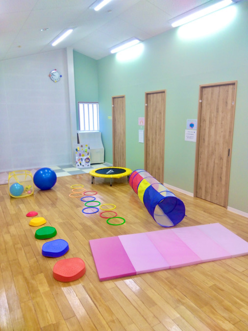 ブロッサムジュニア岡崎南教室【2025年08月オープン】（作業療法士の求人）の写真4枚目：子どもたちが大好きなサーキット！