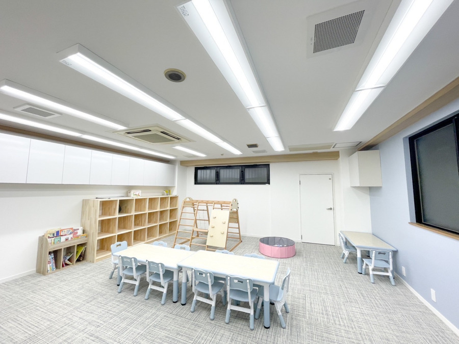 児童発達支援・放課後等デイサービス　COLLE COLOR +【2025年04月01日オープン】（児童指導員/指導員の求人）の写真3枚目：COLLE COLOR +のプレイルームです！