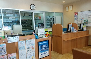 共創未来 北砂5丁目薬局（薬剤師の求人）の写真2枚目：共創未来 北砂5丁目薬局の内観
