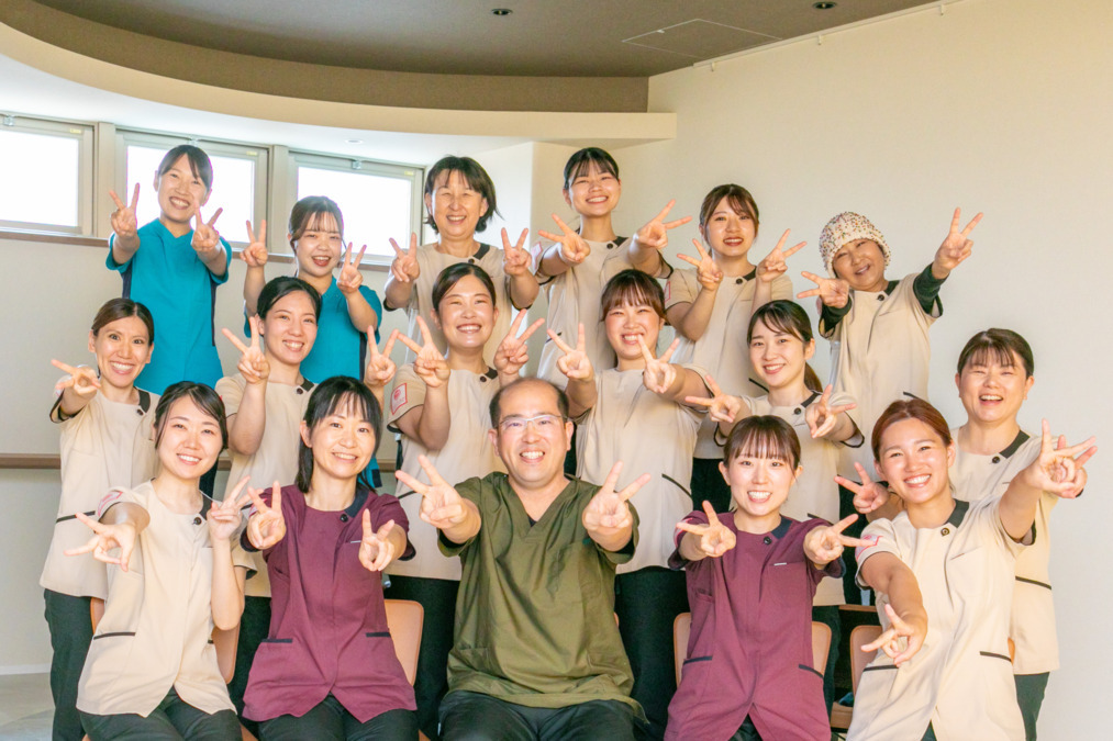 医療法人社団HUNDREDやまぐち歯科（歯科衛生士の求人）の写真2枚目：