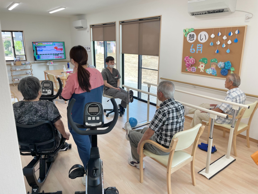 リハビリ専門デイサービス　憩い（柔道整復師の求人）の写真8枚目：