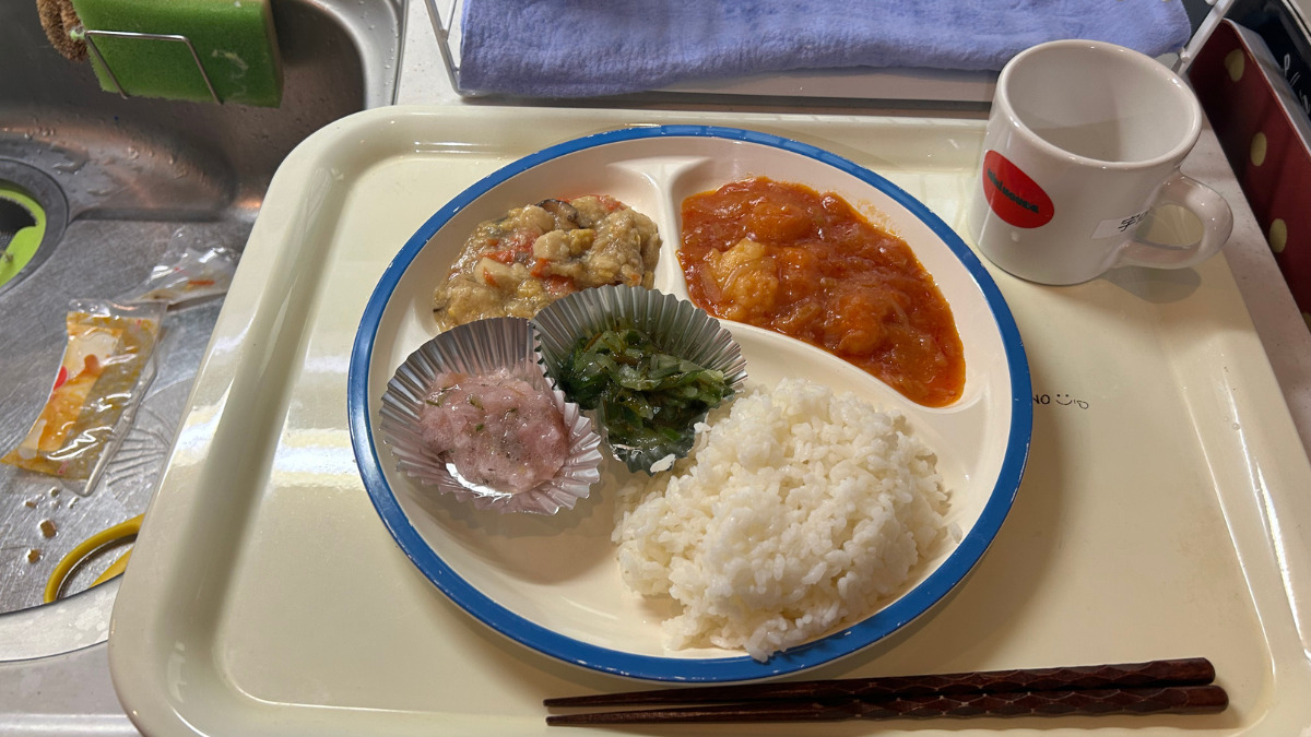 デイサービス「結」ケアセンターあさおの写真6枚目：あさお/ある日の食事の様子です。