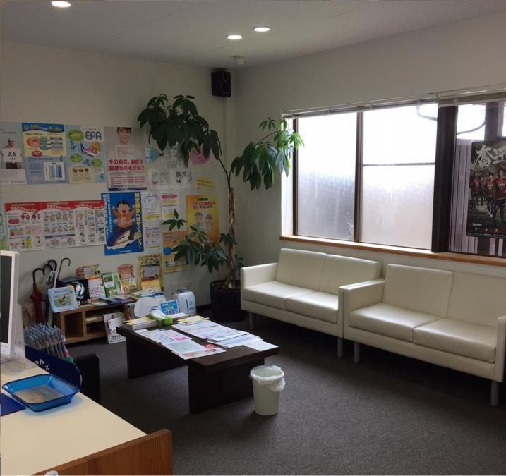 中森かいてき入江薬局（薬剤師の求人）の写真2枚目：中森かいてき入江薬局の内観