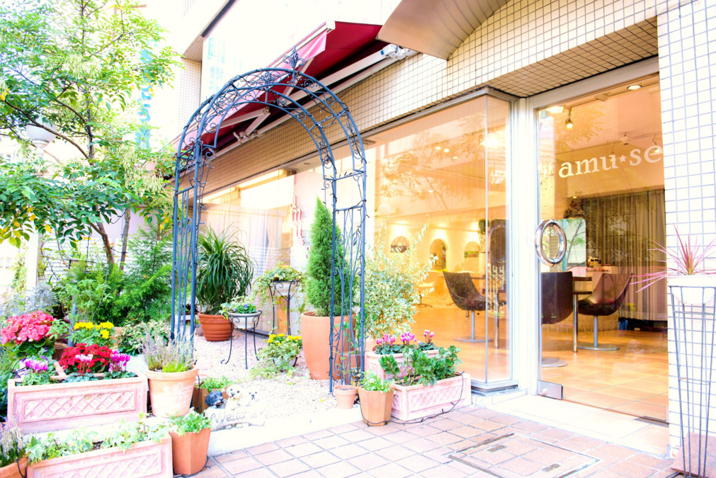 PRIMAアミューズ　代々木店（美容師の求人）の写真2枚目：